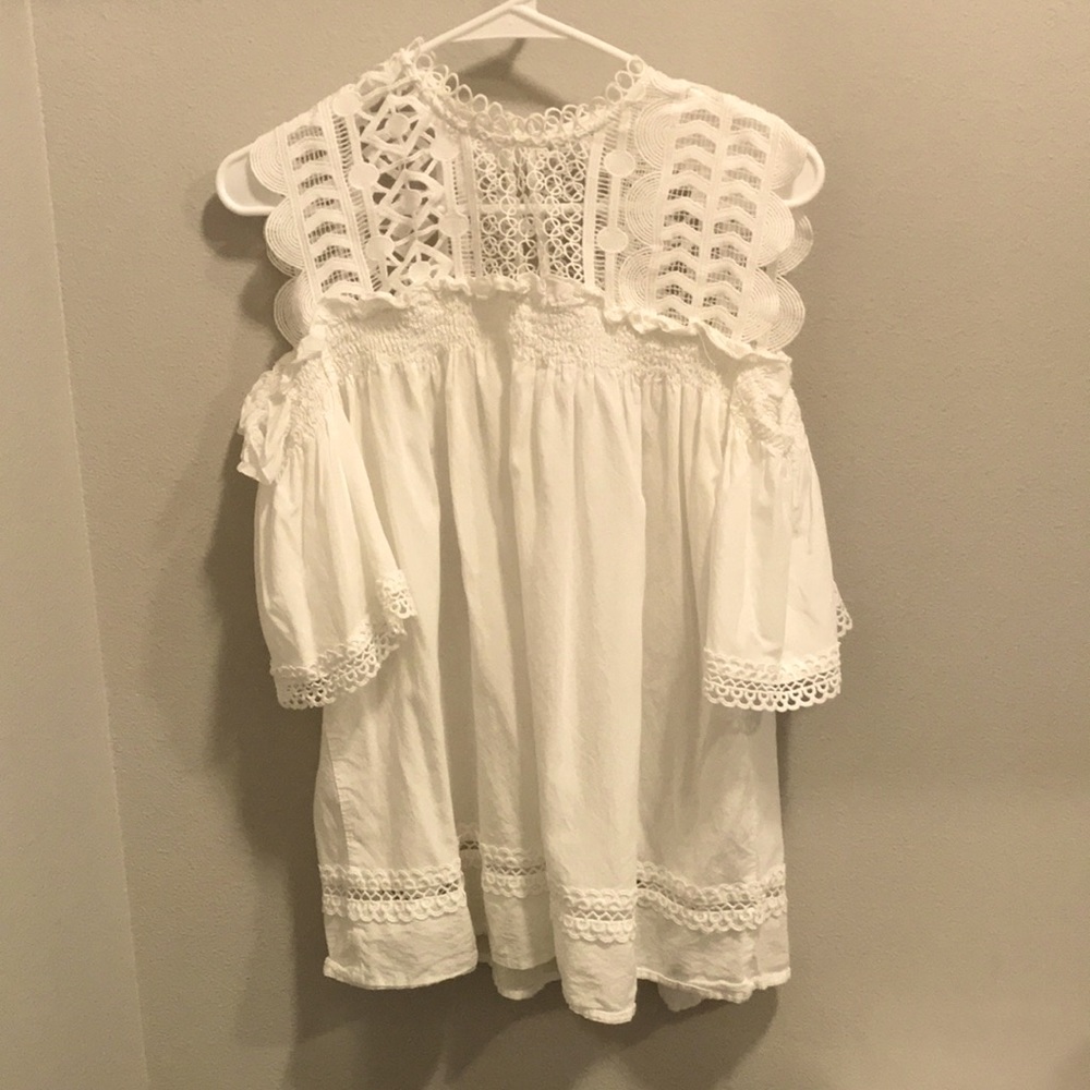 Exposed shoulder lace cotton blouse. Worn once.